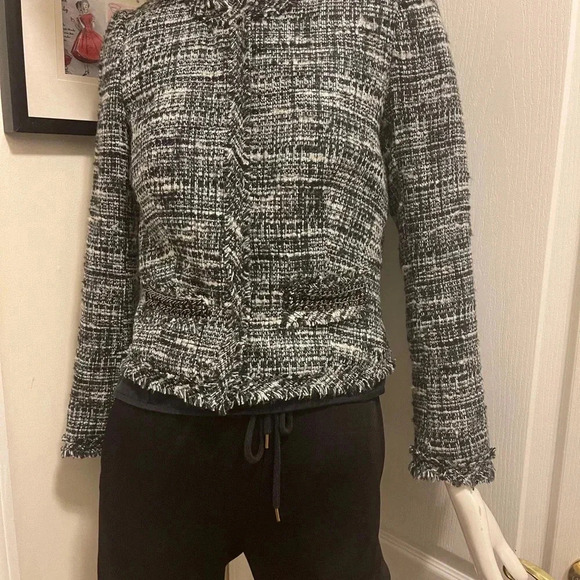 J Crew Womens Black
Textured Embellished Fringe
Beaded Long Sleeve Jacket - Picture 13 of 13